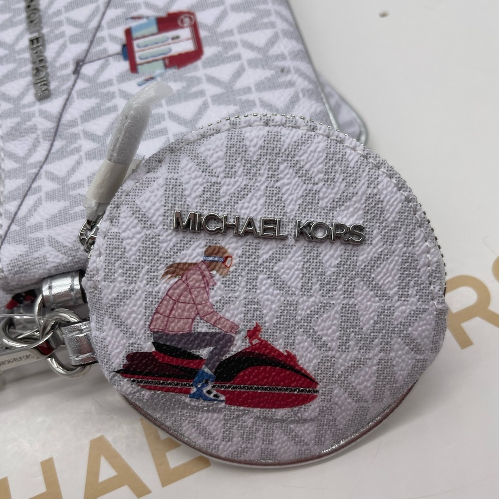 Michael Kors JST Multi Wristlet Trio - Picture 3 of 10